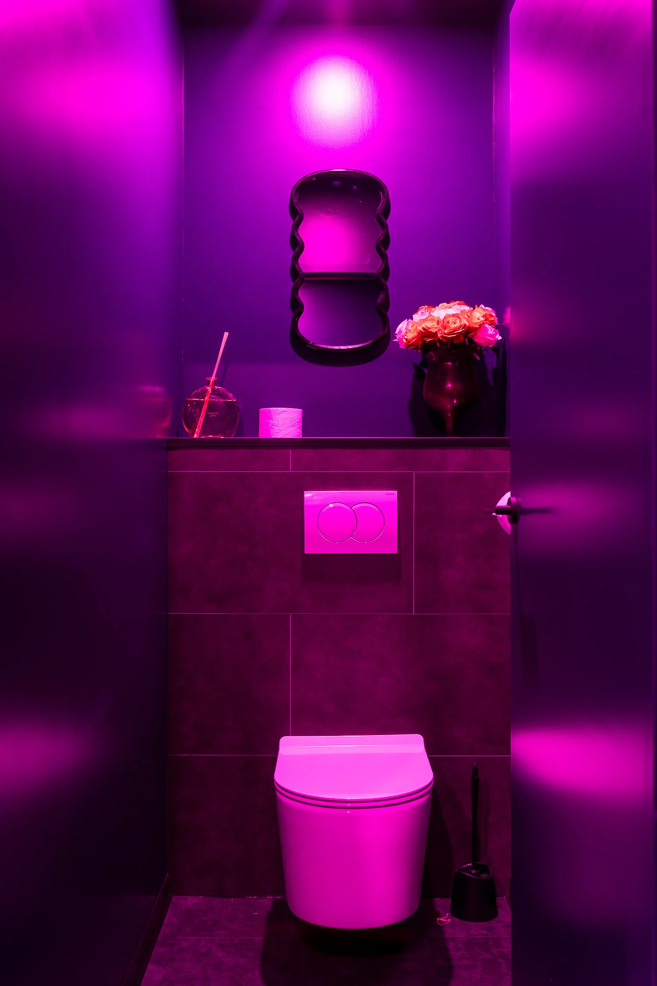 croix-saint-andre-douche-love-room-donjon-toulouse