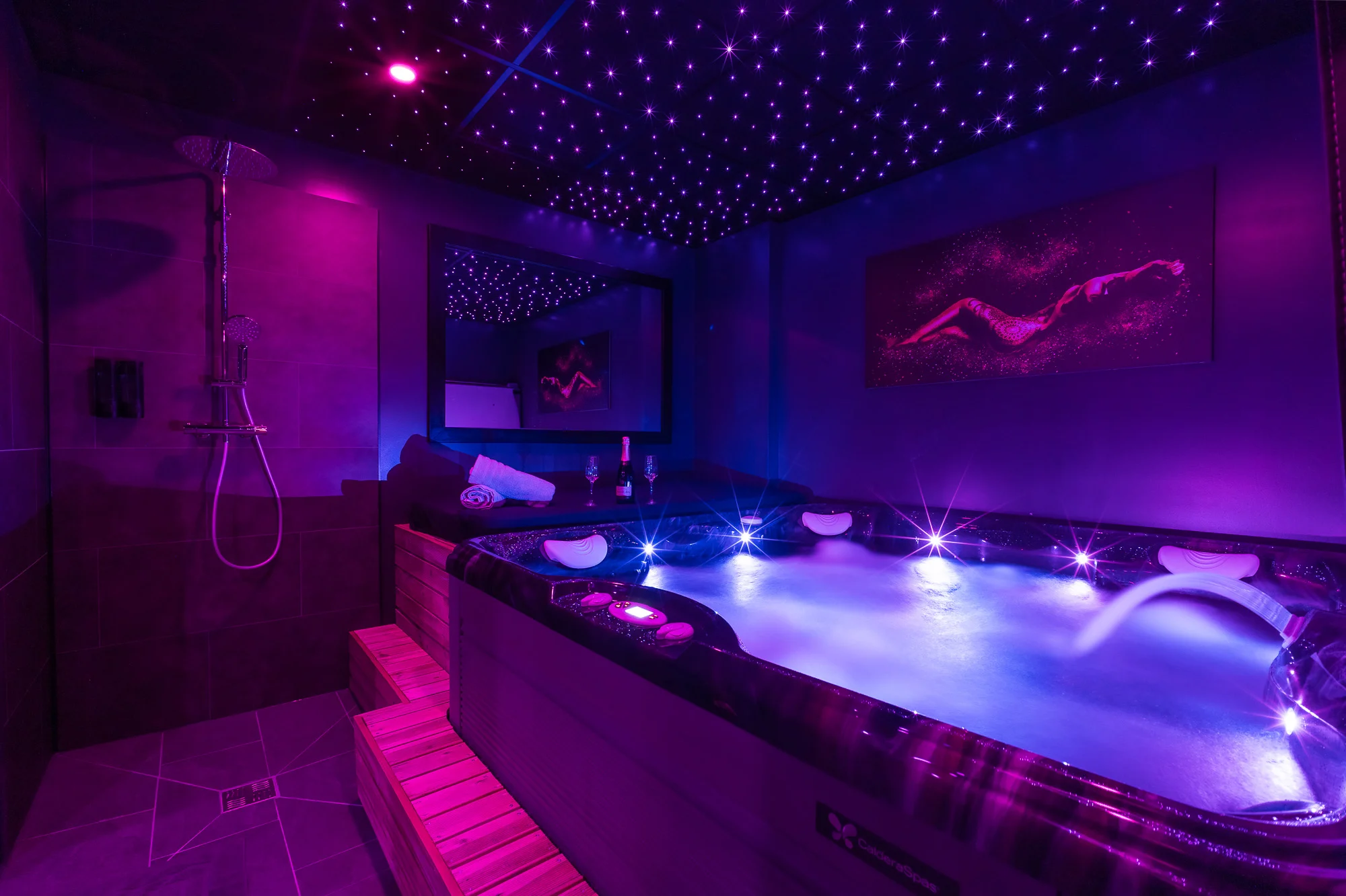 salon-ambiance-rouge-50-nuances-toulouse